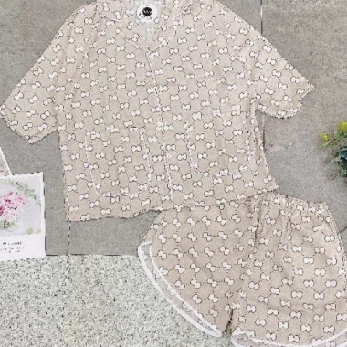 Set bộ pijama cộc viền bèo tay lỡ hàng - Thiết kế thời trang, mềm mại, giá 110.400đ