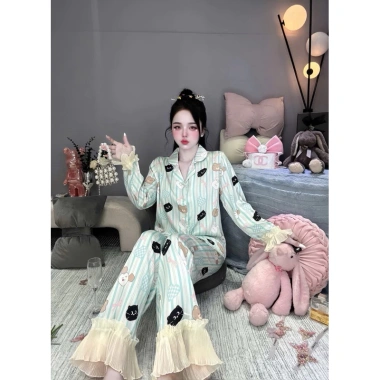 Set Bộ Pijama Tiểu Thư Tay Loe - Vải Mềm Mại, Thiết Kế Sang Trọng, Giá 122.500₫