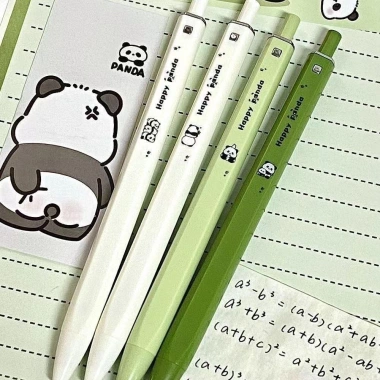 Set bút mực đen 4c gấu trúc 0.5mm 4 màu – Bút gel cho văn phòng, sinh viên, học sinh, giá 24.000₫ 7 Set bút mực đen 4c gấu trúc 0.5mm 4 màu – Bút gel cho văn phòng, sinh viên, học sinh, giá 24.000₫ 7