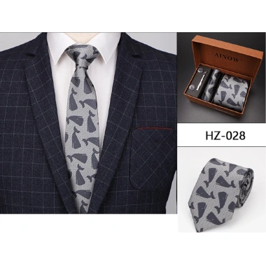 Set cà vạt nam 3 món 8cm + khăn cài túi vest, kẹp, hộp lịch sự - giảm còn 125k 10