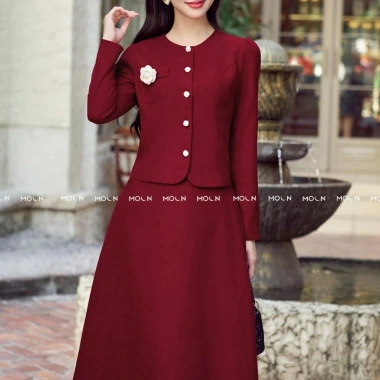 Set chân váy áo dài tay công sở MSB484 - Áo ngắn cúc khoen mix xòe nhung basic chéo