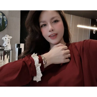 Set Đồ Mặc Nhà Nữ Dài Tay Quần Dài Ren Mùa Đỏ HCOM26.925 - Giá 289k, Giảm 15%