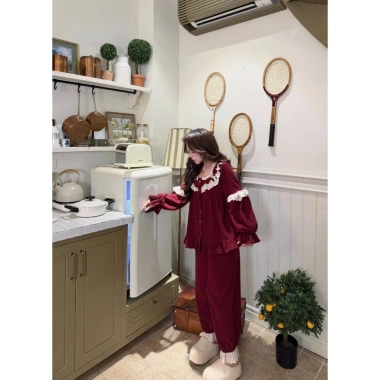 Set Đồ Ngủ Nữ Dài Tay Vintage Ren - Pyjama Cao Cấp Màu Đỏ Giá 299k