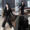 Set đồ nữ nhung tay dài cổ bẻ, pijama cao cấp form rộng mềm mịn, thoải mái tại nhà – HCOM3.047 7