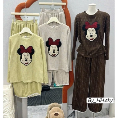 Set đồ nữ sang chảnh bộ len thỏ chấm bi Mickey - Mẫu mới, giá ưu đãi 405.000 VNĐ