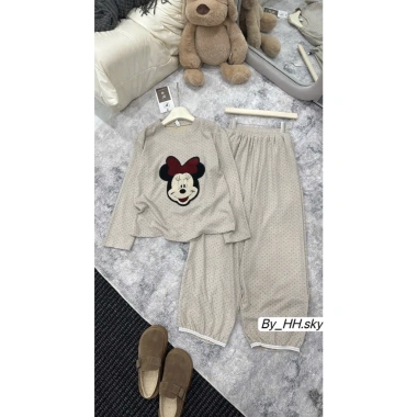 Set đồ nữ sang chảnh bộ len thỏ chấm bi Mickey - Mẫu mới, giá ưu đãi 405.000 VNĐ