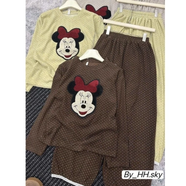 Set đồ nữ sang chảnh bộ len thỏ chấm bi Mickey - Mẫu mới, giá ưu đãi 405.000 VNĐ