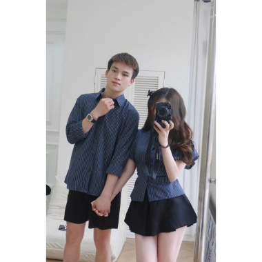 Set Đôi Sơmi Nam Nữ Thắt Eo Sau Lưng Sọc Xanh Than Cotton Linen Siêu Dễ Thương 142.000 VND