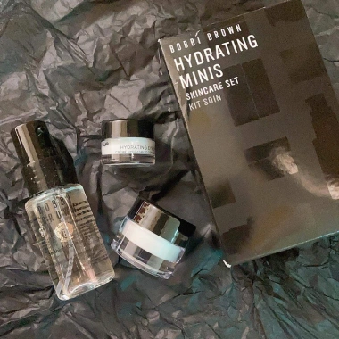 Set Dưỡng Da BOBBI BROWN Hydrating Minis 3 Món – Dưỡng ẩm sâu, giảm mụn, 225k