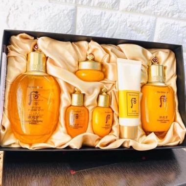 Set dưỡng da chống lão hoá Whoo Đông y Hoàng Cung- Kem + Serum 2 sản phẩm, giảm giá 165tr, dưỡng ẩm, sáng da, nếp nhăn 2 Set dưỡng da chống lão hoá Whoo Đông y Hoàng Cung- Kem + Serum 2 sản phẩm, giảm giá 165tr, dưỡng ẩm, sáng da, nếp nhăn 2