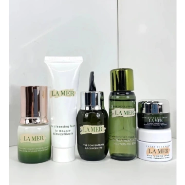 Set dưỡng da La Mer 6 món size nhỏ – Dưỡng ẩm sâu, ngăn lão hóa, 3,328,000₫ 2 Set dưỡng da La Mer 6 món size nhỏ – Dưỡng ẩm sâu, ngăn lão hóa, 3,328,000₫ 2