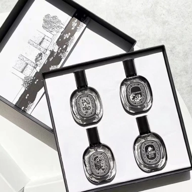 Set Giff Nước Hoa Mini Diptyque 30ml 4 Chai - 4 Mùi Xuất Sắc, Giá 400k Giảm 20%