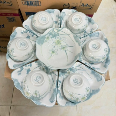 Set hoa mai sứ họa tiết thủy tiên xanh 45cm - Bộ bát đĩa hoa mặt trời thờ cúng, giảm còn 350.000 VND