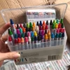 Set hộp màu 64 cây crayon nhựa cho bé yêu - Giá ưu đãi 64.900₫, chất lượng an toàn 2
