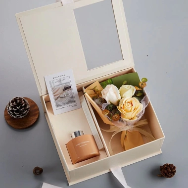 Set Hộp Quà 08/03 Hàng sịn QT01 Tinh Dầu Khuếch Tán + Hoa Lụa Sinh Nhật Giáng Sinh - Giá chỉ 79.000₫ 10 Set Hộp Quà 08/03 Hàng sịn QT01 Tinh Dầu Khuếch Tán + Hoa Lụa Sinh Nhật Giáng Sinh - Giá chỉ 79.000₫ 10