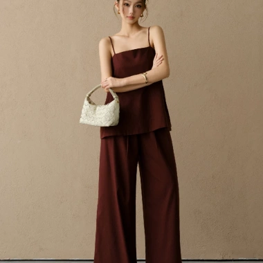 Set KAYLIN áo hai dây + quần suông dài vải linen BST Tháng 3 - Giá 625.000₫ 2 Set KAYLIN áo hai dây + quần suông dài vải linen BST Tháng 3 - Giá 625.000₫ 2