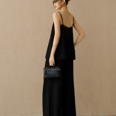 Set KAYLIN áo hai dây + quần suông dài vải linen BST Tháng 3 - Giá 625.000₫