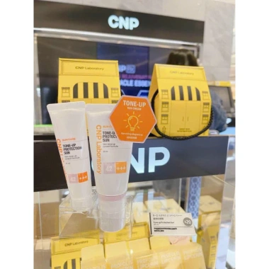 Sét kem chống nắng CNP Laboratory nâng tone - Giá ưu đãi 99.000 VND, bảo vệ da
