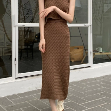 Sét len chân váy dài đan tết buộc eo, tôn dáng thời trang - Giá chỉ 241.500₫