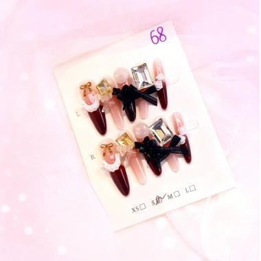 Set Nail Tông Đỏ Rượu Dài Nhọn, Nơ Đen, Đá Oversize – Trang Tiệc Noel, Tết, Giá 55k
