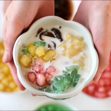 Set Nguyên Liệu Nấu Chè Sương Sa Hạt Lựu EatMe 25-30 Chén Giá Ưu Đãi 94.520 VND 6