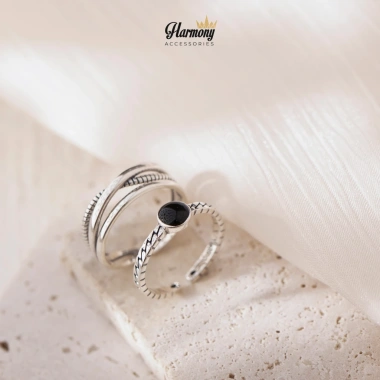 Set nhẫn đá đen retro chéo nữ bạc 925 – Harmony Accessories, giá ưu đãi 485.000 VNĐ