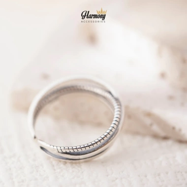Set nhẫn đá đen retro chéo nữ bạc 925 – Harmony Accessories, giá ưu đãi 485.000 VNĐ 5 Set nhẫn đá đen retro chéo nữ bạc 925 – Harmony Accessories, giá ưu đãi 485.000 VNĐ 5