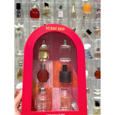 Set Nước Hoa Mini Cao Cấp US Chính Hãng Bloomingdales Scent Edit Siêu Hot Siêu Thơm, Giá Ưu Đãi 1.879.000₫ 3 Set Nước Hoa Mini Cao Cấp US Chính Hãng Bloomingdales Scent Edit Siêu Hot Siêu Thơm, Giá Ưu Đãi 1.879.000₫ 3