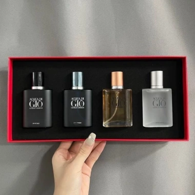 Set nước hoa nam Acqua di Gio ForMen 4 chai 30ml - Quà tặng giảm giá 400k Set nước hoa nam Acqua di Gio ForMen 4 chai 30ml - Quà tặng giảm giá 400k