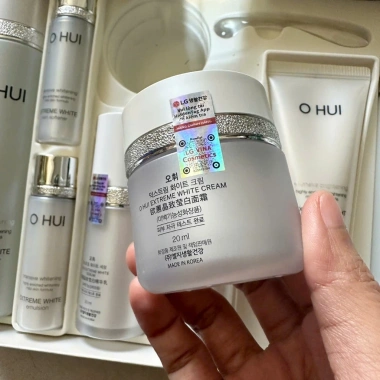 Sét Ohui trắng 7 sản phẩm tem phụ - Dưỡng trắng da chuyên sâu, chỉ 590.000₫ 8 Sét Ohui trắng 7 sản phẩm tem phụ - Dưỡng trắng da chuyên sâu, chỉ 590.000₫ 8