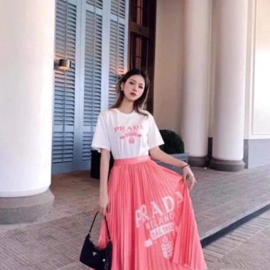 Set Prada size M - Thanh lý giảm giá 850k, chất liệu sang trọng, chỉ 850.000 VNĐ