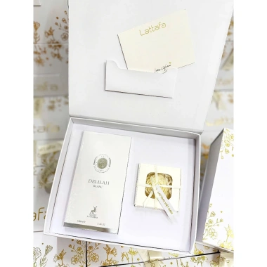 Set Quà Tặng 20/10 Maison Alhambra Delilah Blanc EDP 100ml + Nến Thơm - Giá ưu đãi 1,090,000₫