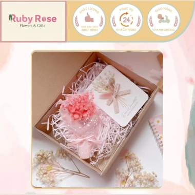 Set quà tặng 8/3 hoa khô Ruby Rose xinh xắn – chỉ 29.950₫, tặng người thân, bạn bè, người yêu
