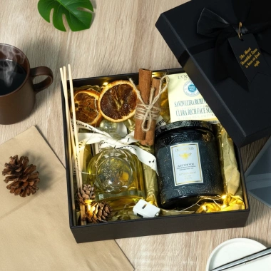 Set Quà Tặng Nến Thơm và Tinh Dầu Thơm LOVELY - Túi xách, Quà sinh nhật, Valentine, 8/3 - 289.000đ 7