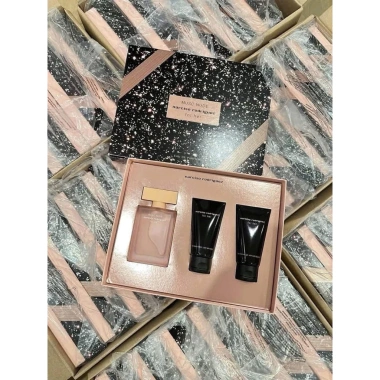 Set quà tặng Nước hoa NA RCISO For Her Eau De Parfum - Chỉ bán auth, giảm còn 1.650.000₫