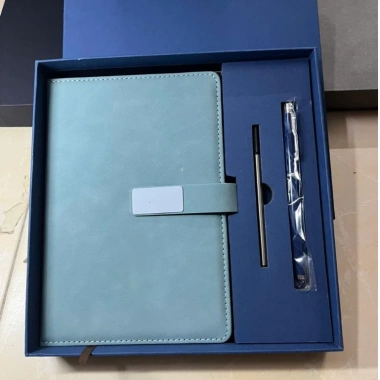 Set Quà Tặng Sổ Da Cao Cấp kèm Bút Ký và Ngòi Bút Khắc Tên - Nhiều Màu Sang Trọng, Giá Ưu Đãi 225k 10 Set Quà Tặng Sổ Da Cao Cấp kèm Bút Ký và Ngòi Bút Khắc Tên - Nhiều Màu Sang Trọng, Giá Ưu Đãi 225k 10