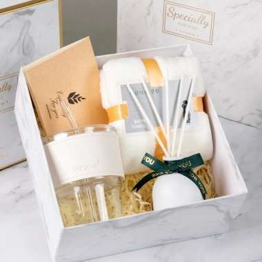 Set Quà Tặng SPECIALLY - Quà sinh nhật, tốt nghiệp, khai trương, Valentine, 8/3 - Nhiều lựa chọn, giá ưu đãi 159.000đ