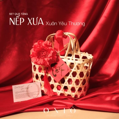 Set quà tặng Tết Nếp Xưa Oniõ tinh dầu thiên nhiên QTT-001 - Giá chỉ 532.350đ, giảm 106.470đ
