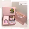 Set quà tặng tinh dầu thơm phòng và bó hoa sáp 4 màu sang trọng lịch sự, giảm giá còn 95.000 VND 7