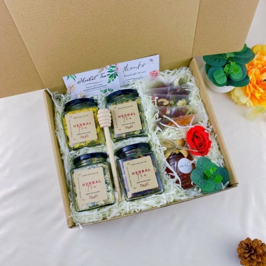 Set Quà Tặng Trà Hoa Thảo Mộc NATURAL GIFT - Quà Tết 2.026 Giá ưu đãi 225.500 cho Cha Mẹ, Đồng nghiệp, Bạn bè 4
