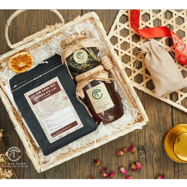 Set Quà Tết 2.026 Cà Phê & Mật Hoa Trà - Hộp Mây Tre CTG352 Giá 229k Giảm 15%
