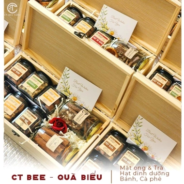 Set Quà Tết 2.026 Hạt Dinh Dưỡng, Trái Cây Sấy, Bánh - Hộp Gỗ Cao Cấp Giá Ưu Đãi