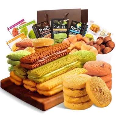 Set Quà Tết Bánh Franzzi 13 loại Hộp Đỏ Giảm giá chỉ 595k Quà biếu nội địa