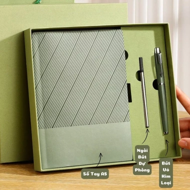 Set quà Tết doanh nghiệp: Sổ tay A5 + bút, thiệp, hộp và túi đựng - Giá ưu đãi 169.000 3