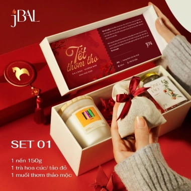 Set quà Tết jBAL - Bộ 3 nến thơm sang trọng, giá ưu đãi 350.000 đồng, giảm từ 427.000