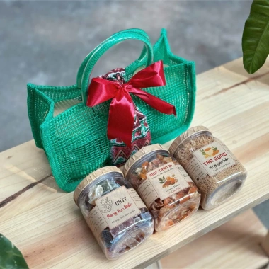 Set Quà Tết Trà Gừng, Mứt Rong Sụn, Trần Bì - Túi Lưới Tái Chế, 419.000 VND