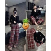 Set quần áo Noel Tết: Áo tăm tay dài ôm body vạt bầu, quần sọc caro dạ đỏ loe - 159k