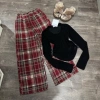 Set quần áo Noel Tết: Áo tăm tay dài ôm body vạt bầu, quần sọc caro dạ đỏ loe - 159k 8