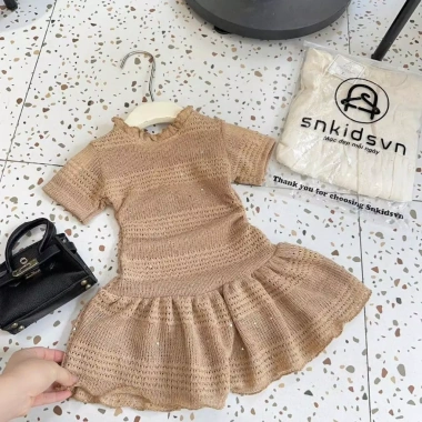 Sét Ren Trắng Nâu Đầm Liền Thân Bé Gái Xòe Chân Váy Cao Cấp, Giá 149.000₫ 2