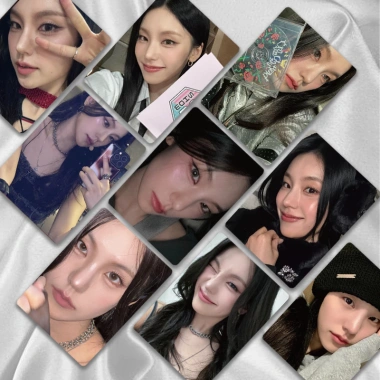 Set Thẻ Ảnh KPOP ITZY Yeji Laser 50 Tấm LOMO Card Nhóm Nhạc Giá Ưu Đãi 57.200₫ 3 Set Thẻ Ảnh KPOP ITZY Yeji Laser 50 Tấm LOMO Card Nhóm Nhạc Giá Ưu Đãi 57.200₫ 3